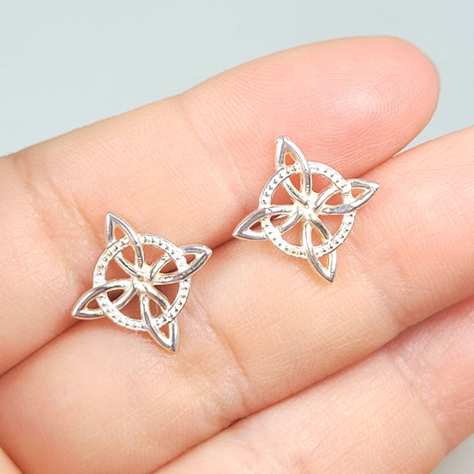 Aretes Nudo de Bruja plata