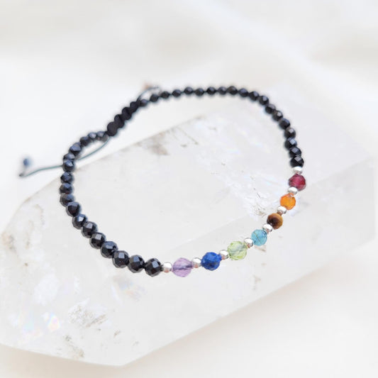 Pulsera 7 chacras tejida