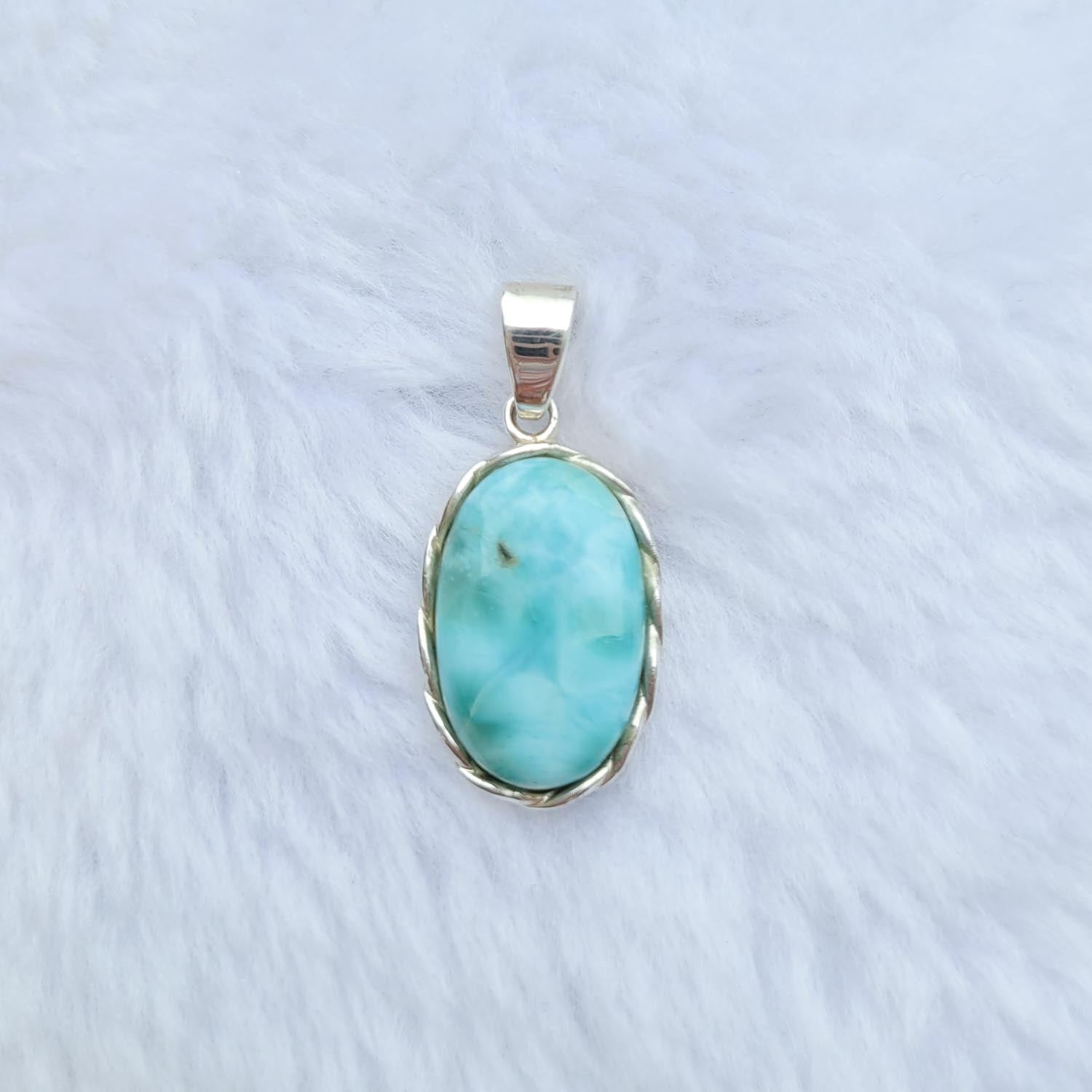 Dije Larimar