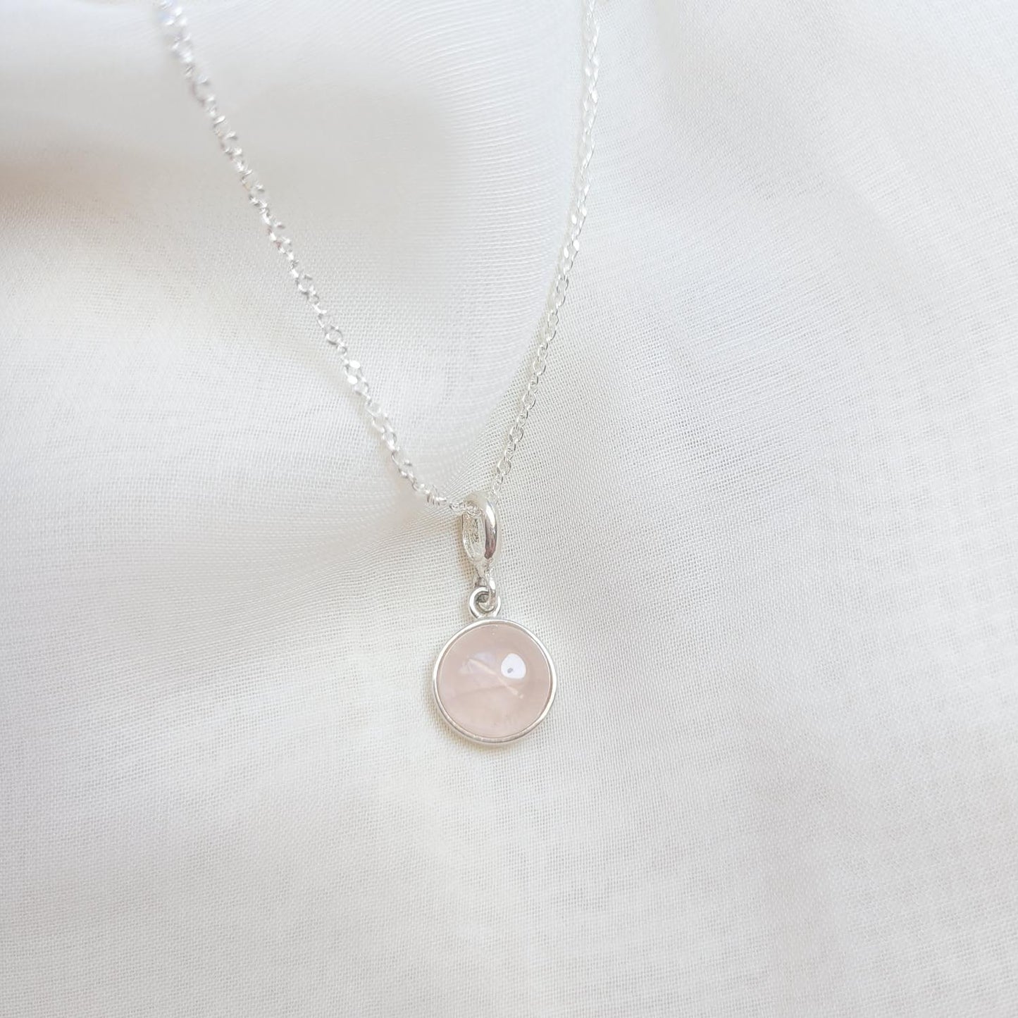 Collar Maru Cuarzo Rosa