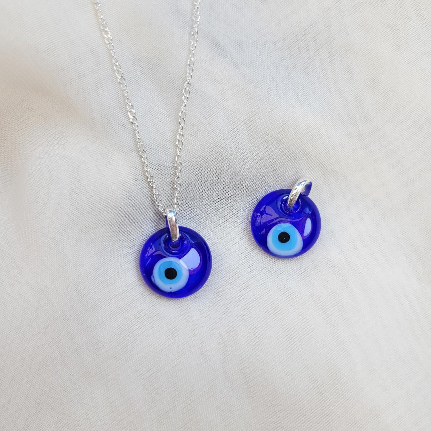 Collar Ojo Turco