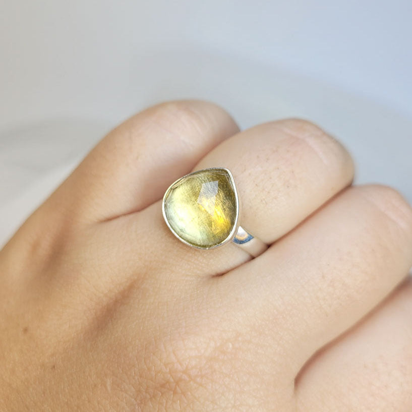 Anillo Citrino
