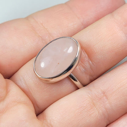 Anillo Oval Cuarzo Rosa