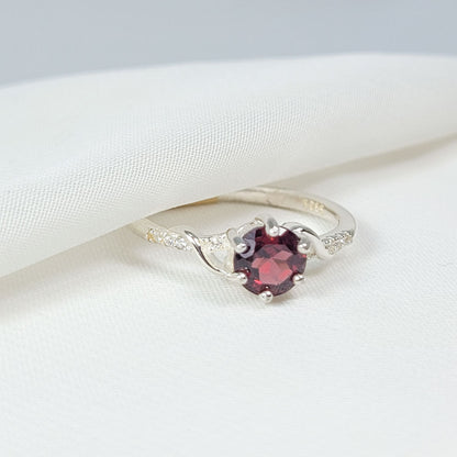 Anillo Veniz Granate
