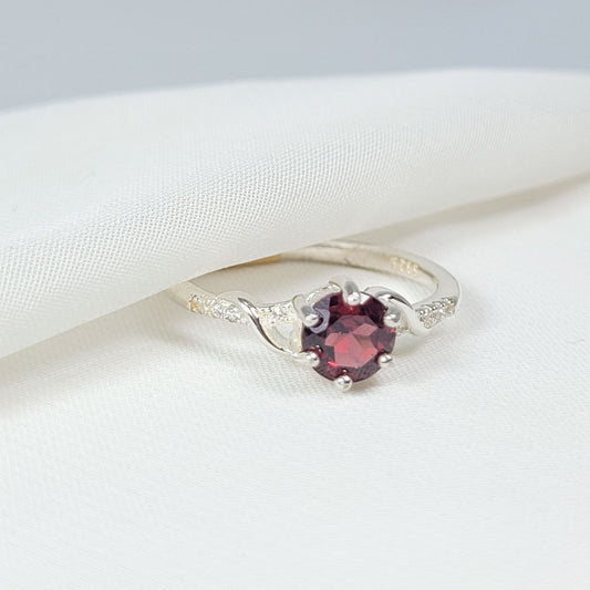 Anillo Veniz Granate