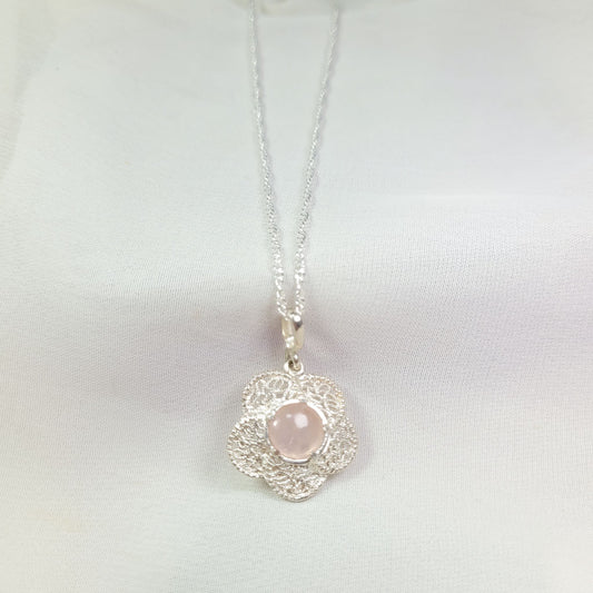 Collar Flor Cuarzo Rosa