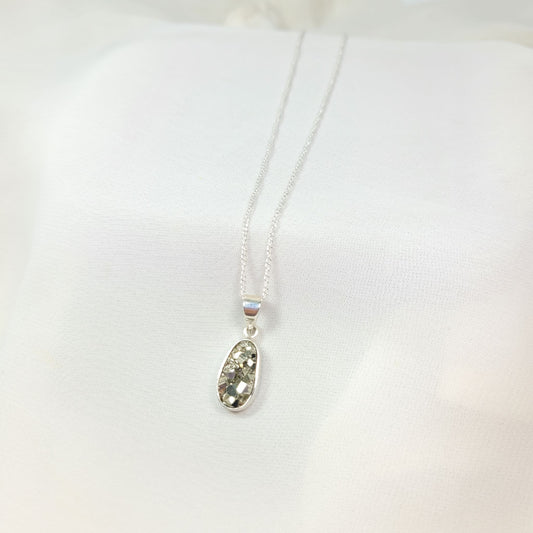 Collar Pirita 3