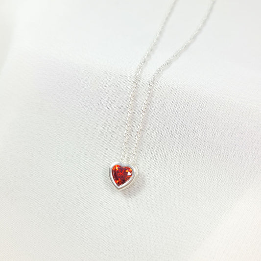 Collar Corazón con zircon rojo