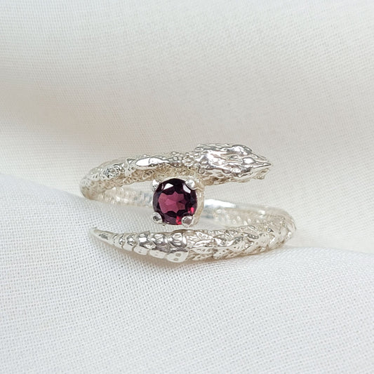 Anillo Serpiente Granate