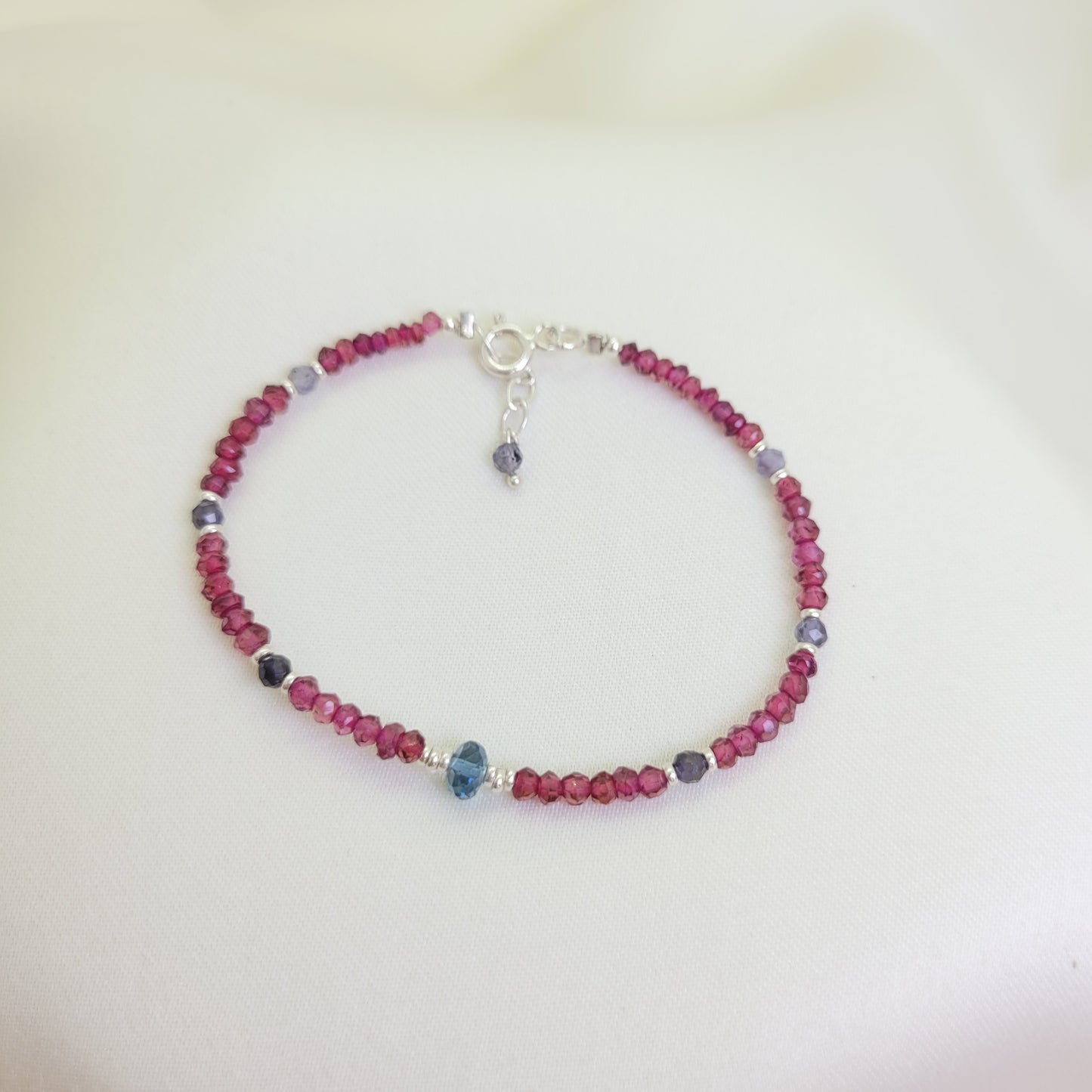 Pulsera Topacio London Blue y Granate
