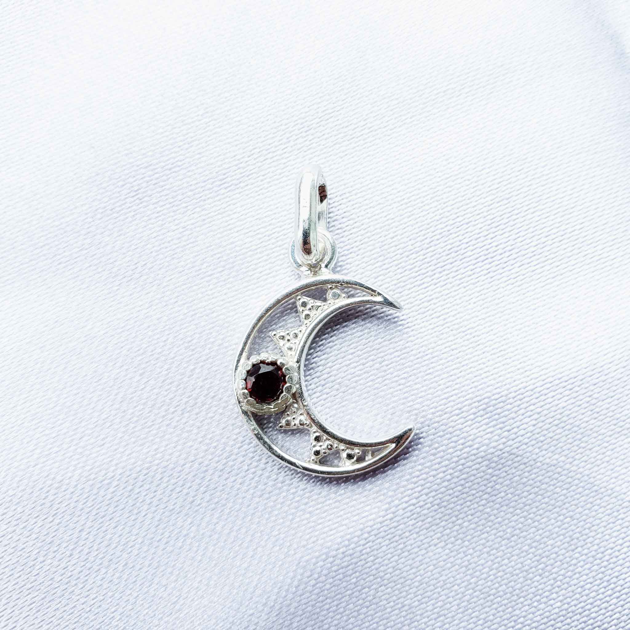 Collar Luna Granate