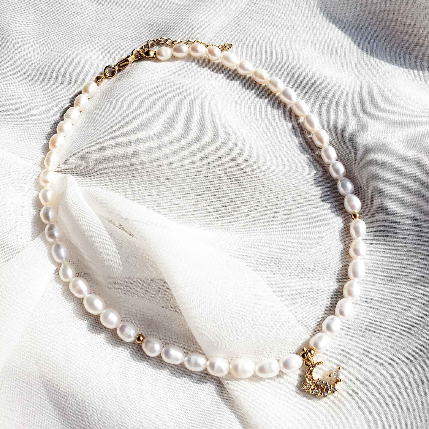 Chocker perla luna